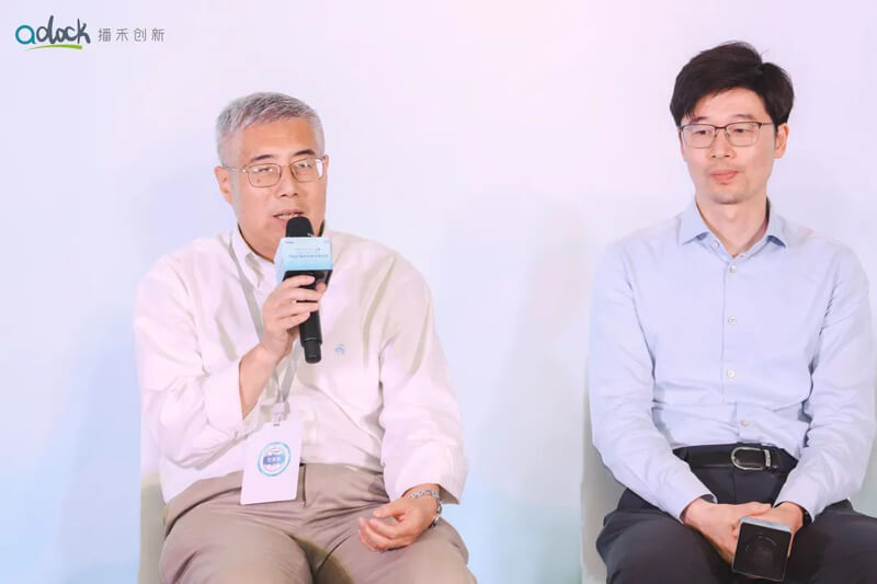 xcsports创始人&首席执行官陈春麟（左一）.jpg